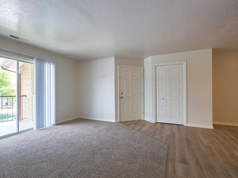 Living Room | Willow Cove Apartments