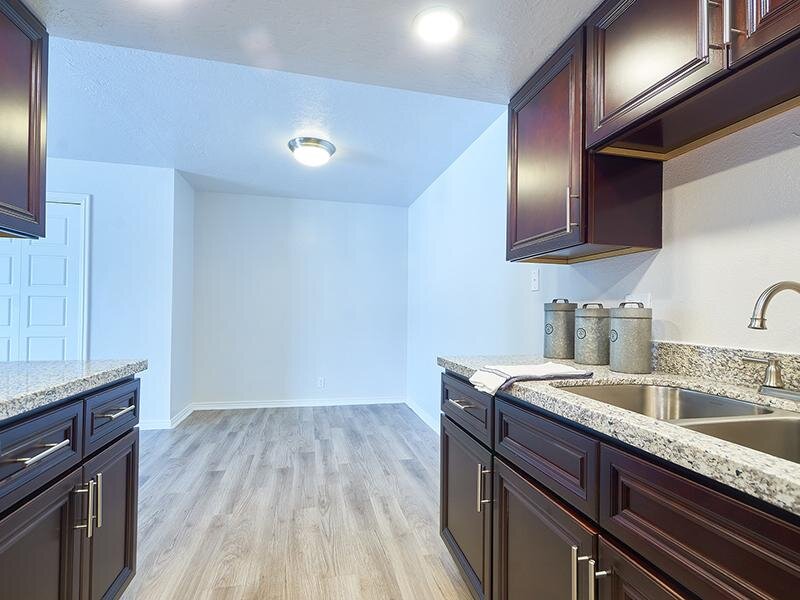Dining Area | Willow Cove Apartments