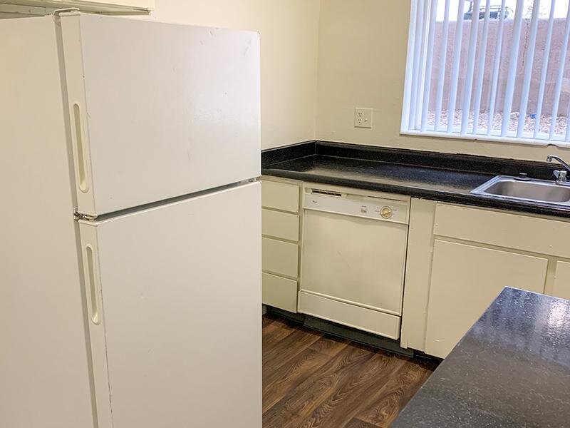 White Kitchen Appliances | Atherton Park Apartments