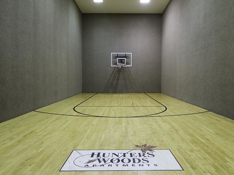 Basketball Court | Hunters Woods Apartments