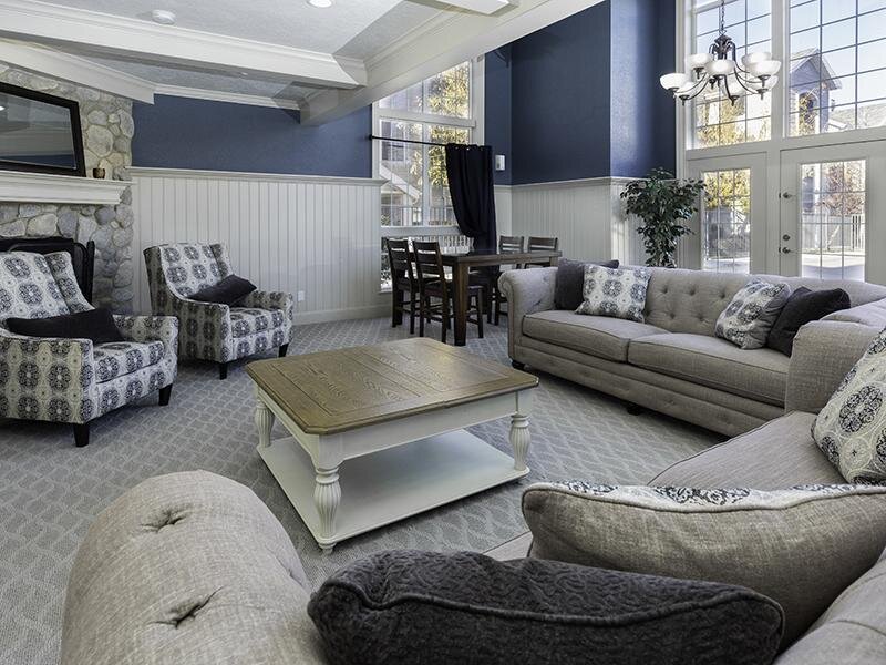 Clubhouse Interior | Country Springs Apartments