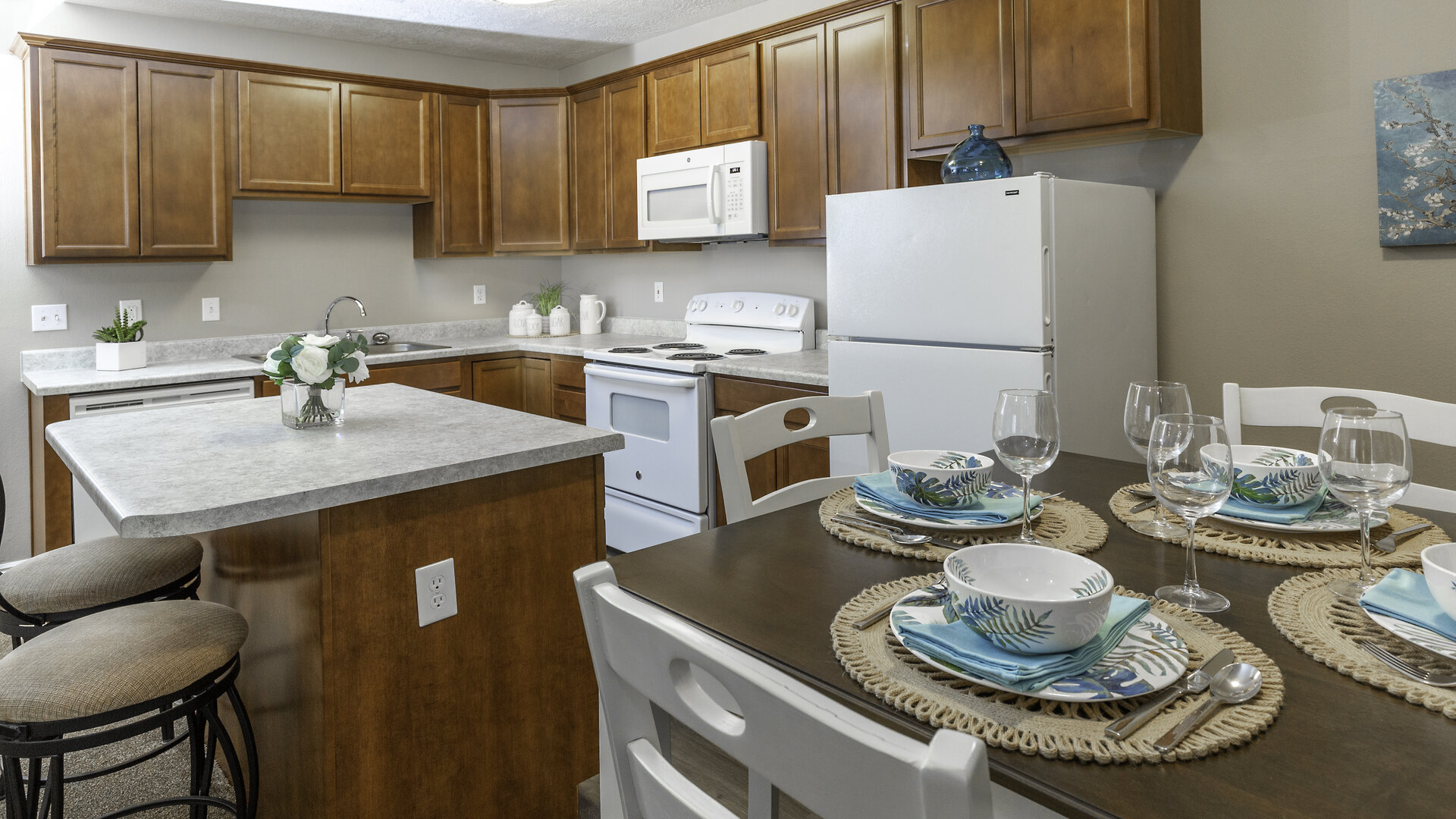 Country Springs Apartments Amenities