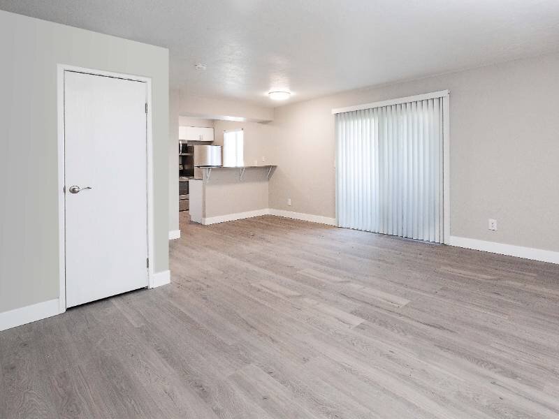 Living Room | Enclave on Redwood Apartments