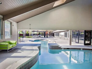 Luxury Pool | Enclave at Redwood