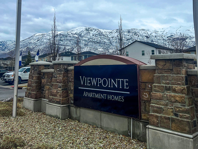 Sign | Viewpointe Apartments