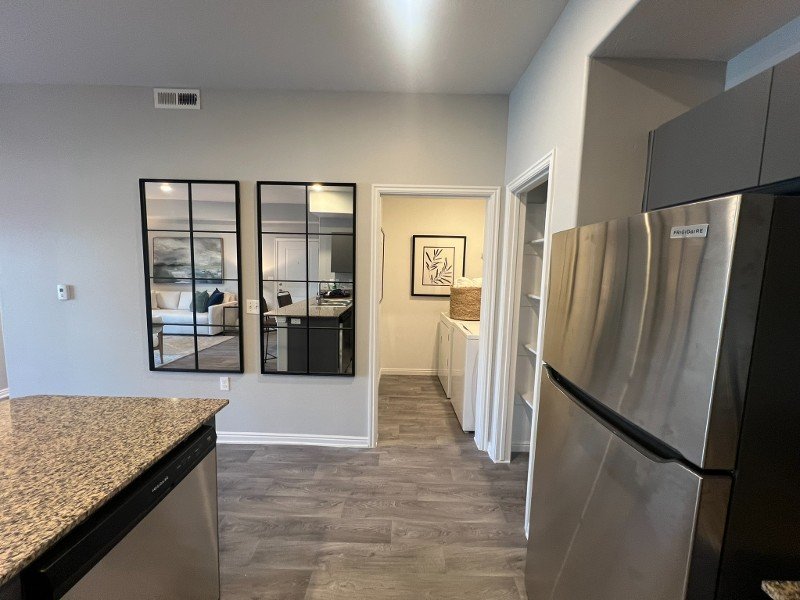 Stainless Steel Appliances | Viewpointe Apartments
