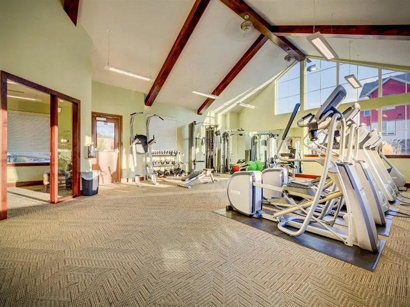 Fitness Center | Viewpointe Apartments