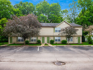 Apartment Parking | Post Woods