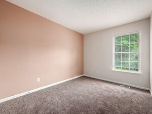 Spacious Bedroom | Post Woods