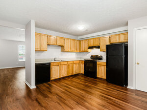 Spacious Kitchen | Willow Bend