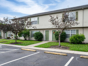 Apartment Parking | Crescent Village