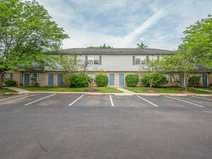 Apartment Property Parking | Crescent Village