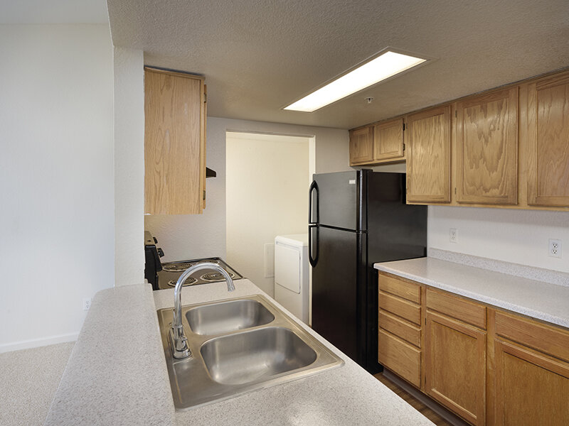 Kitchen Appliances with Wood Styled Cabinets | Dayton Meadows