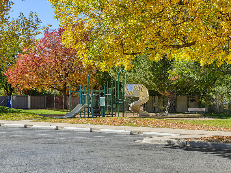 Exterior Breathtaking Foliage Areas | Dayton Meadows