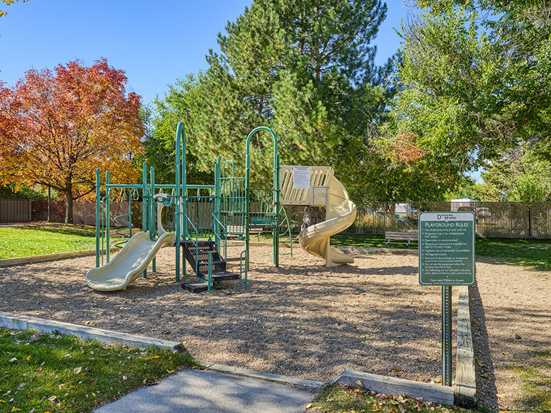 Community Playground | Dayton Meadows