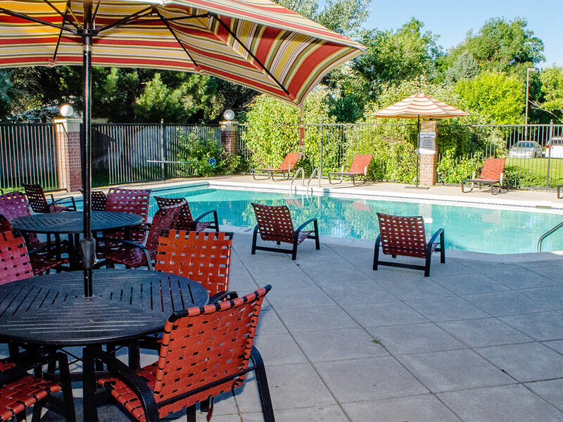Dayton Meadows Apartments in Denver