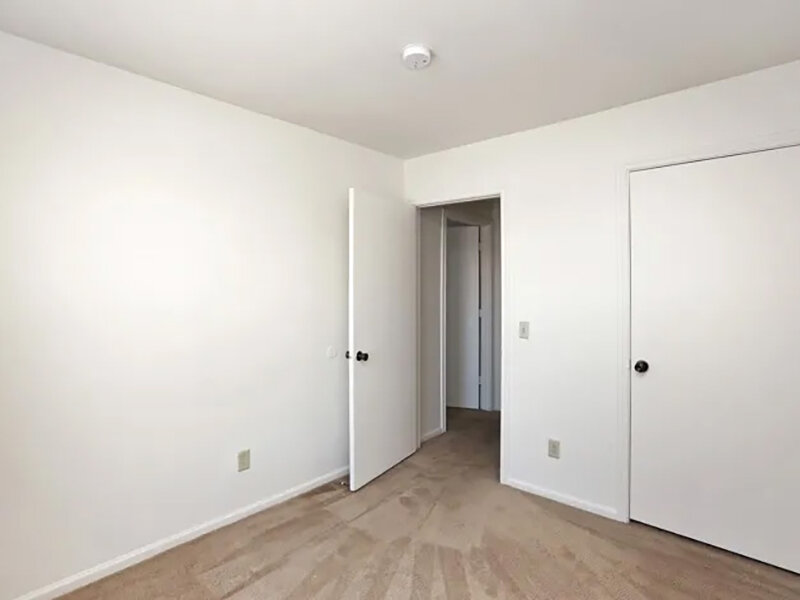 Large Room | Greens of Northglenn
