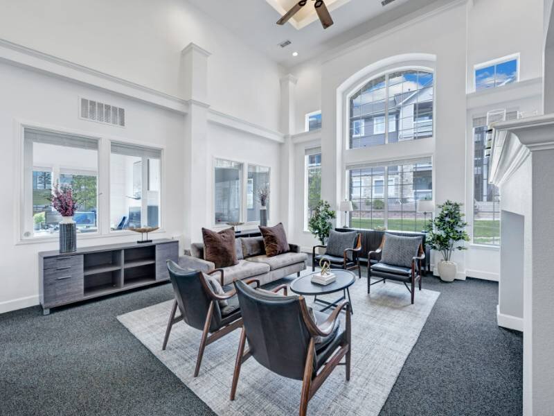 Lounge | Reserve at Thornton I & II Apartments