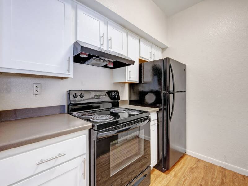 Black Appliances | Village Crest Apartments