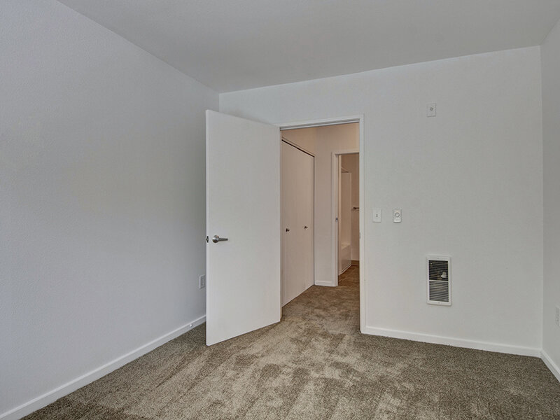Interior Bedroom | The Commons