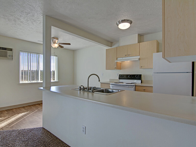 Interior Kitchen | Deer Run