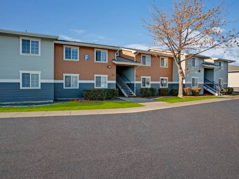 Apartments Near Me | Heatherstone Apartments in Kennewick, WA
