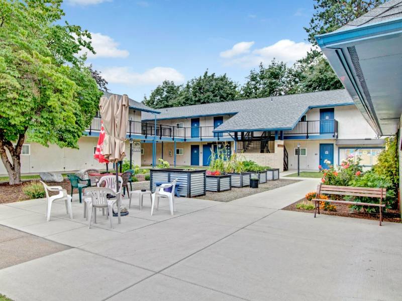 Clubhouse Exterior | Lakeside Village Apartments