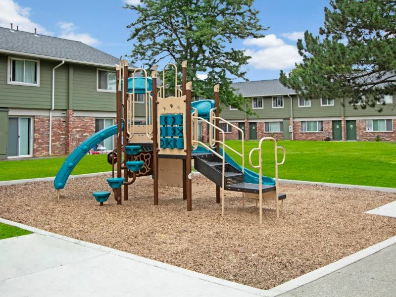 Playground | Lakeside Village Apartments