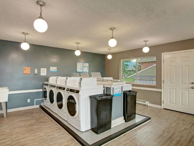 On-Site Laundry | Lakeside Village Apartments