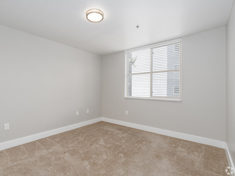 Carpeted Bedroom | 2x2 | 5819 Glisan Apartments
