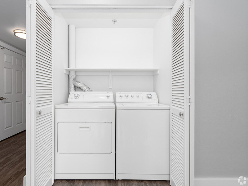 Washer & Dryer | 2x2 | 5819 Glisan Apartments