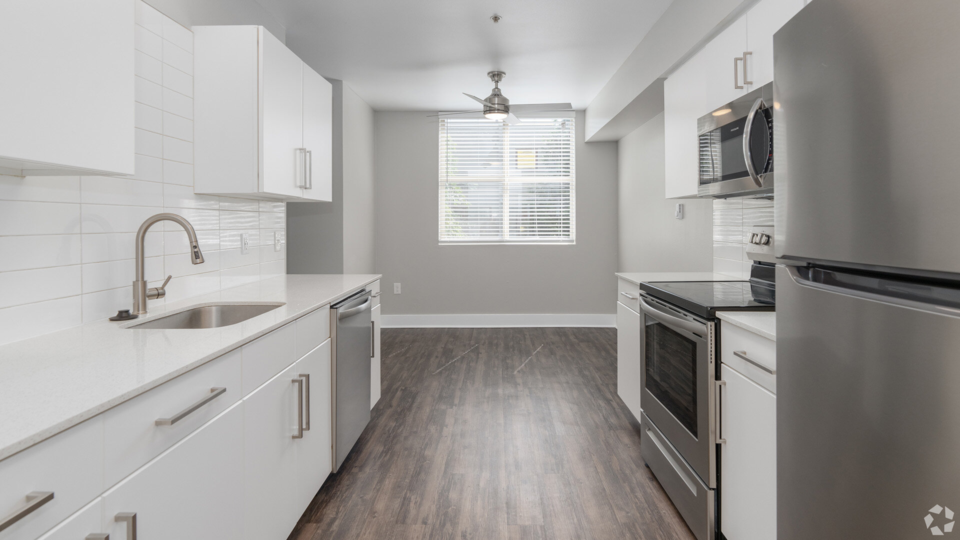 5819 Glisan Apartments Amenities