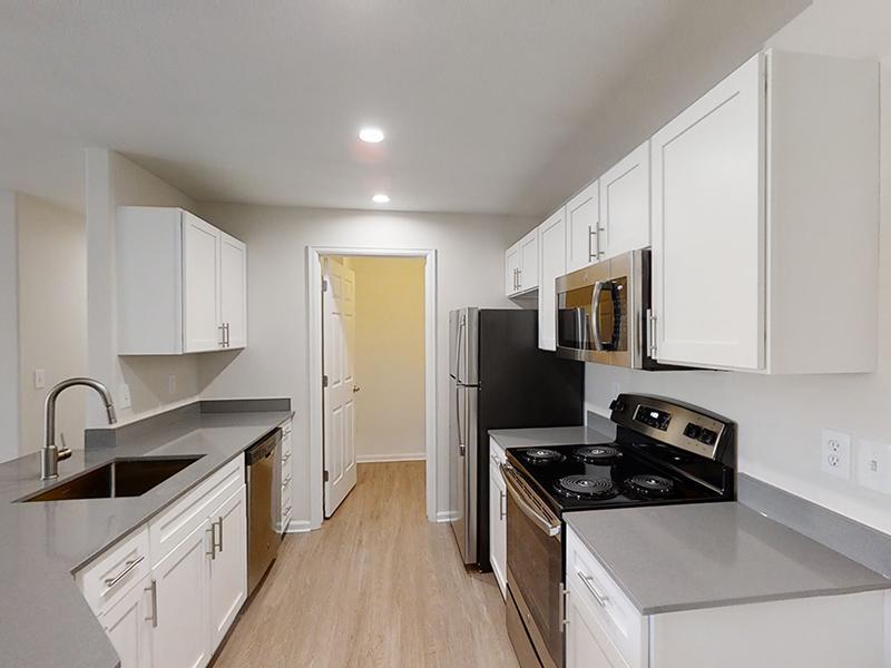 Fully Equipped Kitchen | Ketring Park Apartments