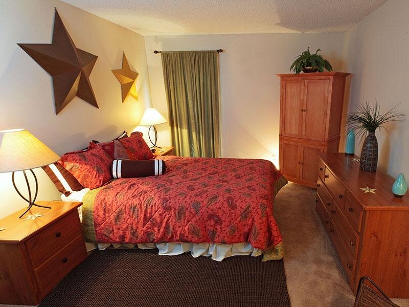 Apartments in Lakewood, CO