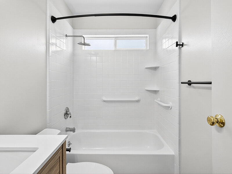 Shower | Nova at Terra Linda