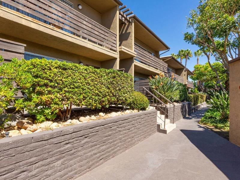 Exterior | Elan Avante Apartments