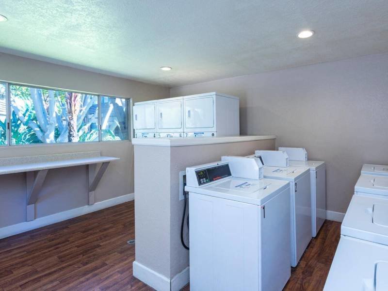 Laundry Facility | Elan Avante Apartments