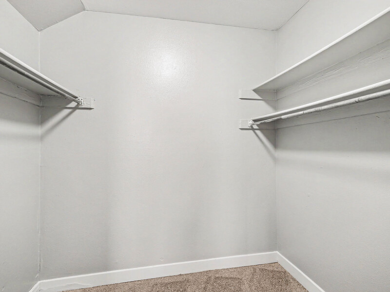 Closet with Carpeted Floors | Innovation at Fitz