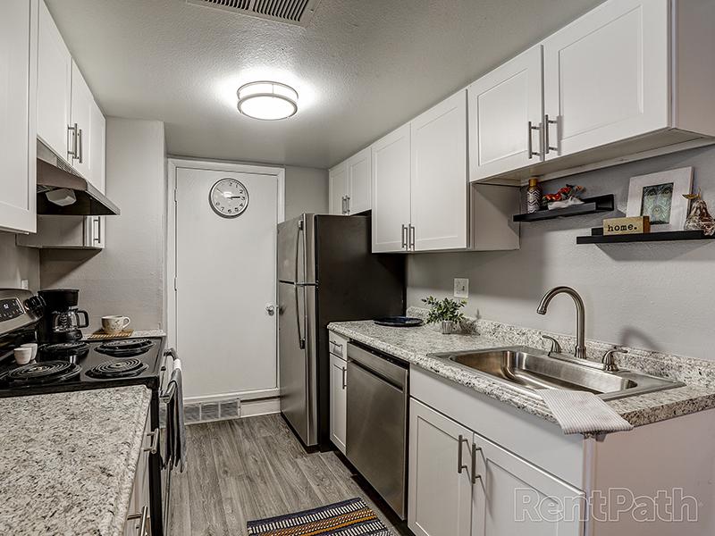 Kitchen | Edge at Fitzsimons Apartments in Aurora, CO
