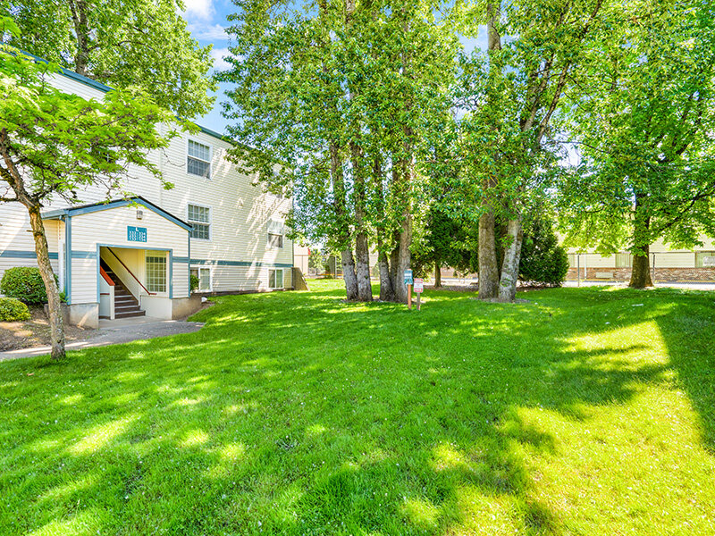 Exterior Apartment Views | Bristol Woods Apartments