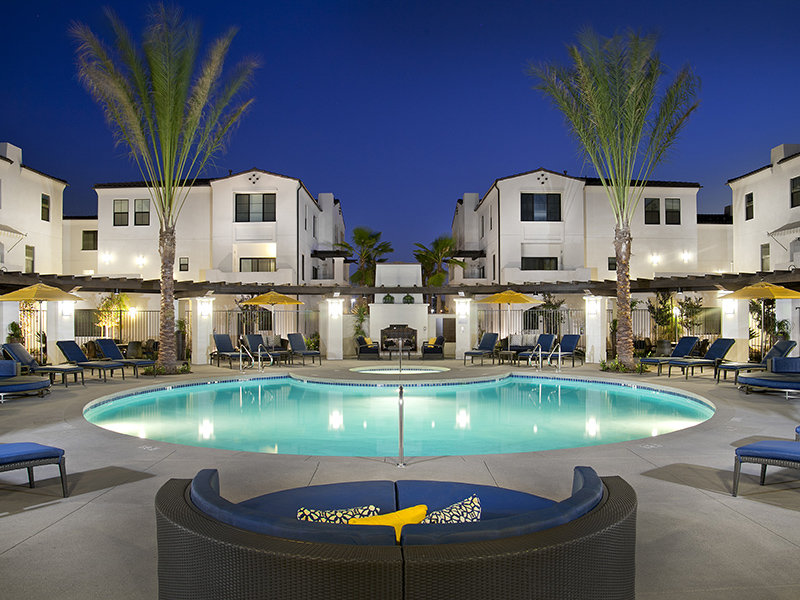 Sparkling Pool | Paseos at Montclair North