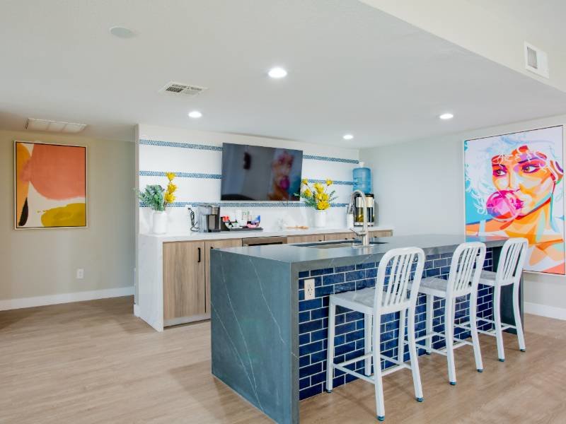 Community Kitchen | Portola Glendale Apartments
