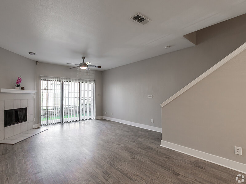 Spacious Floorplans | Shiloh Park Townhomes in Plano, TX