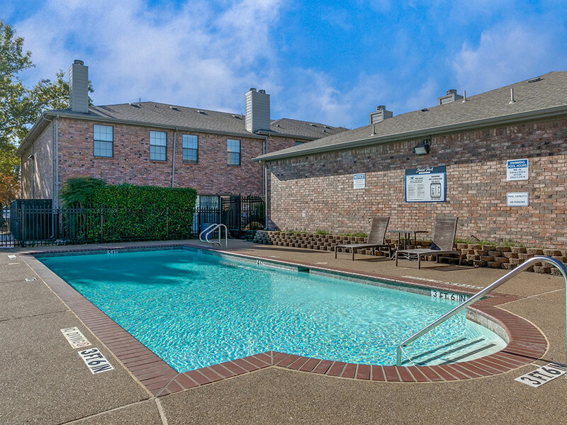 Shiloh Park Townhomes in Plano