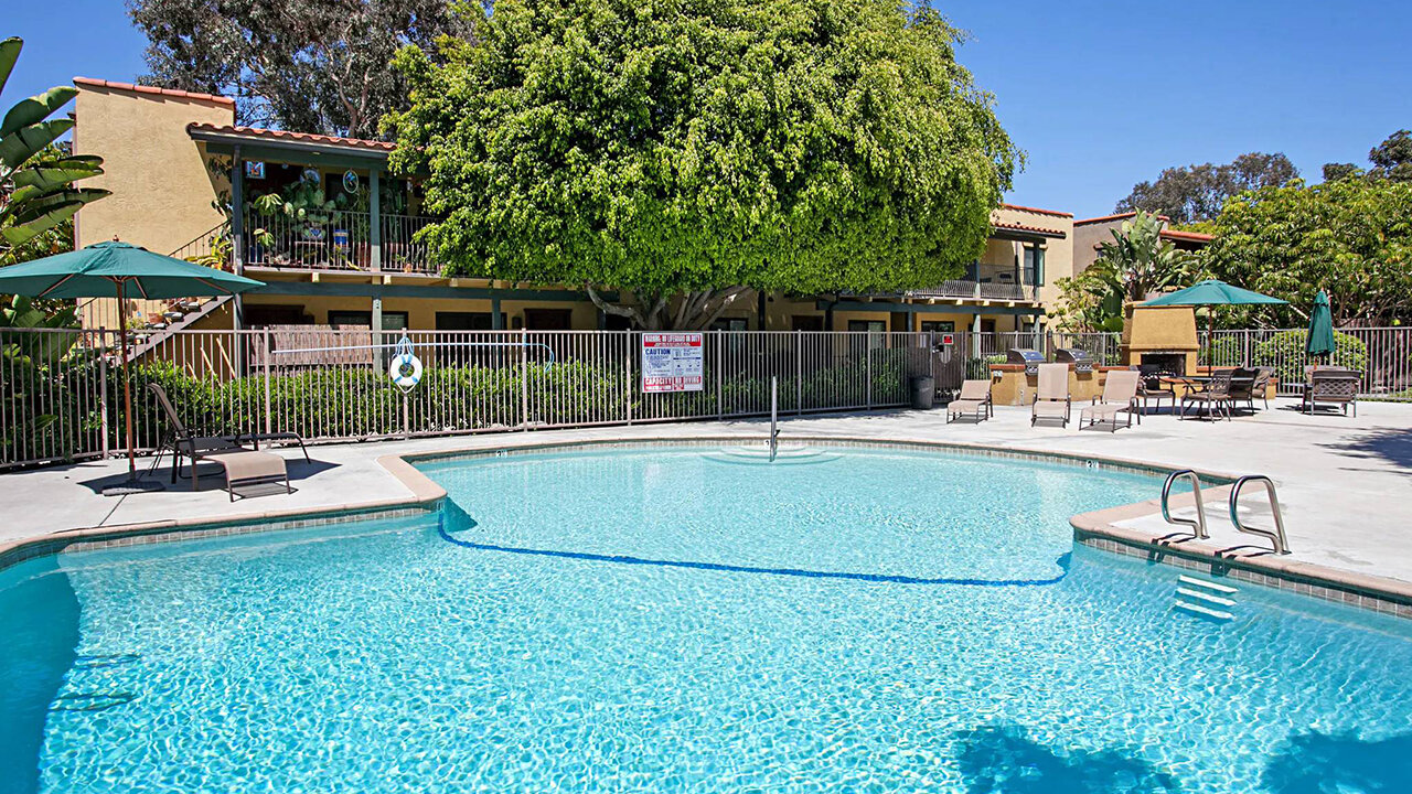 Suncrest Ridge Apartments Neighborhood