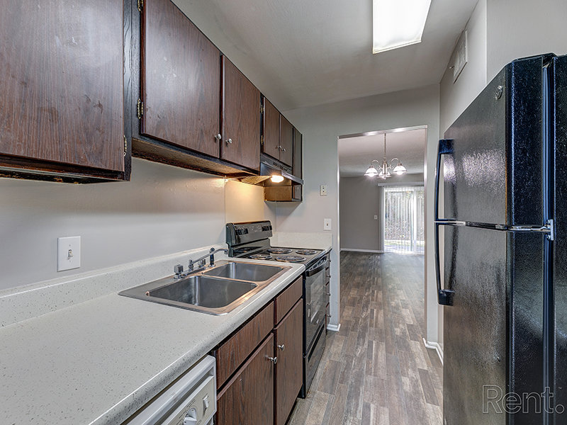 Spacious Kitchen | River Ridge