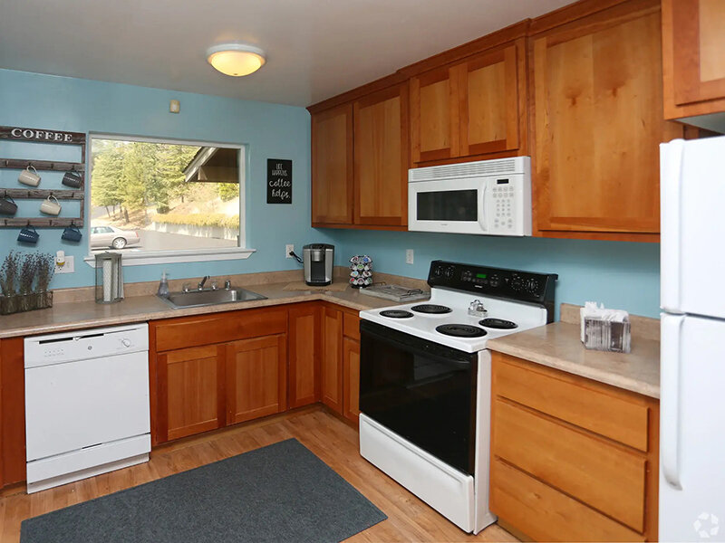 Clubhouse Kitchen | Berryhill Apartments