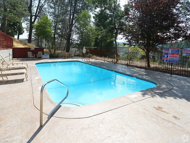 Swimming Pool | Berryhill Apartments