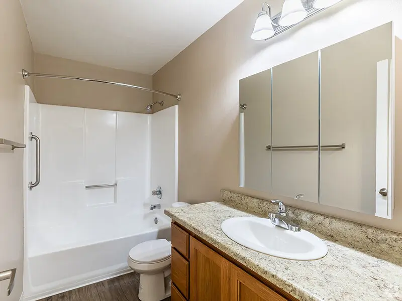 Bathroom | Peachwood