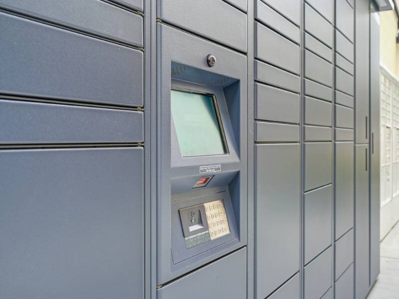 Locker Hub | The Commodore Apartments in National City, CA